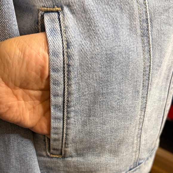 Seven7 Classic Denim Jacket in Light Blue - Picture 5 of 10